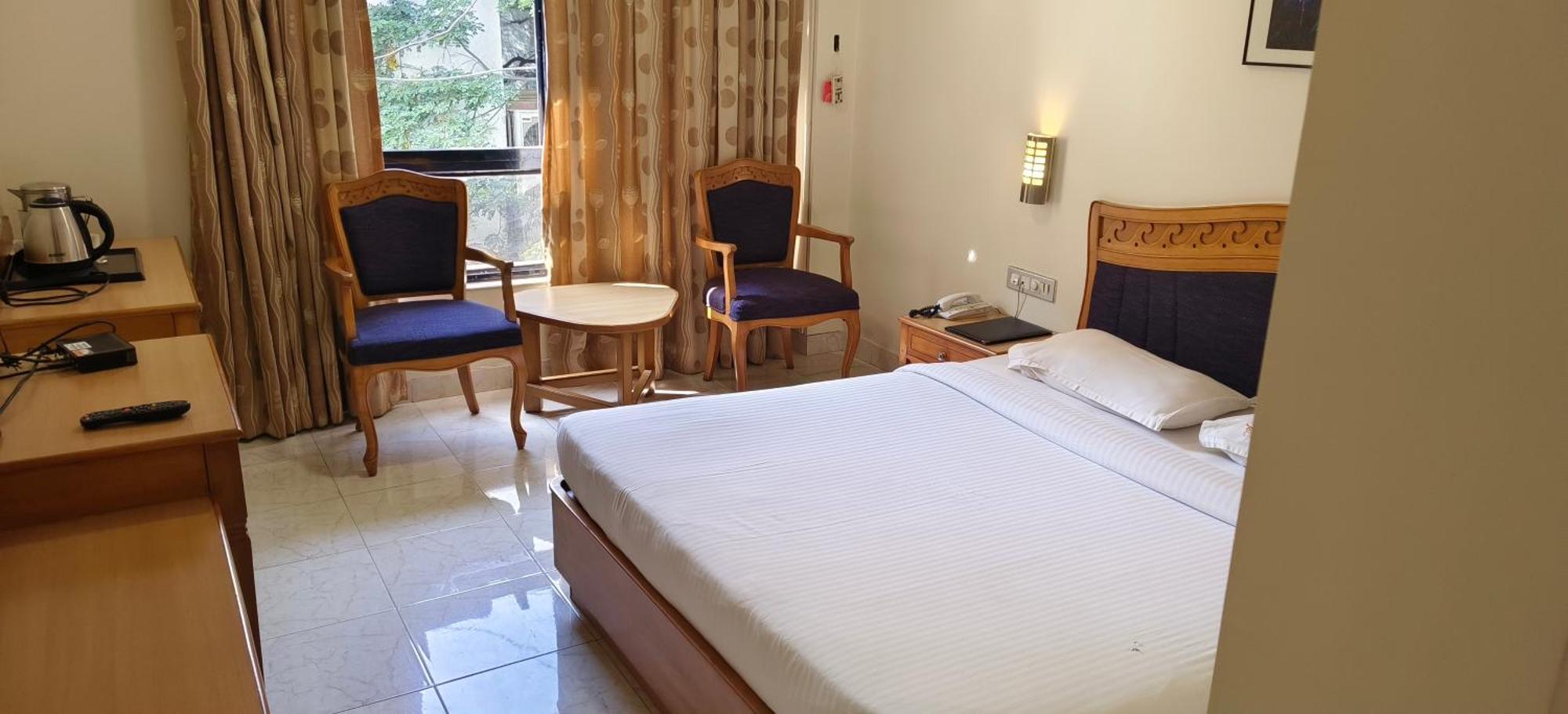 The Ambassador Hotel 3*