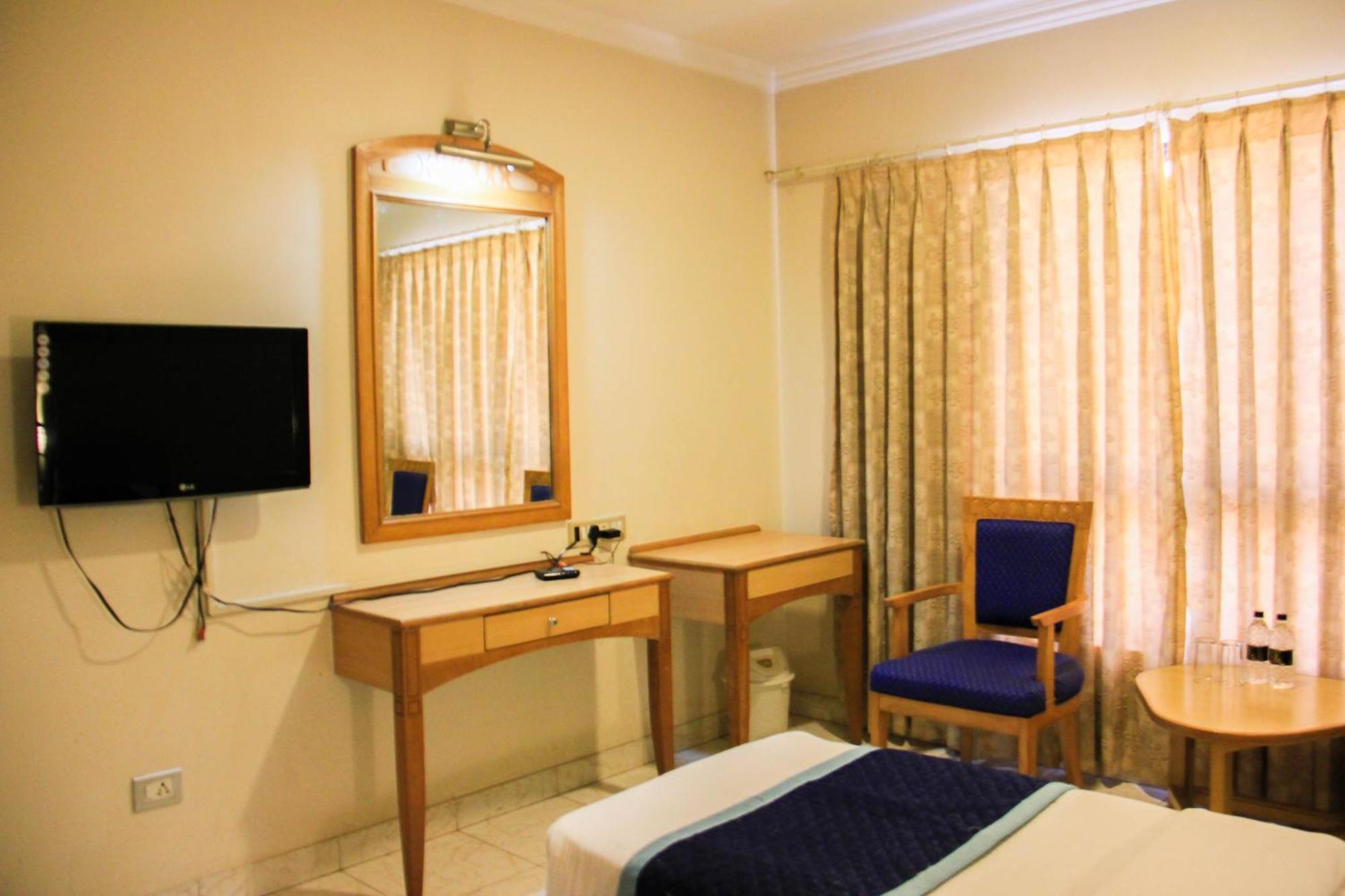 Hotel The Ambassador Pune